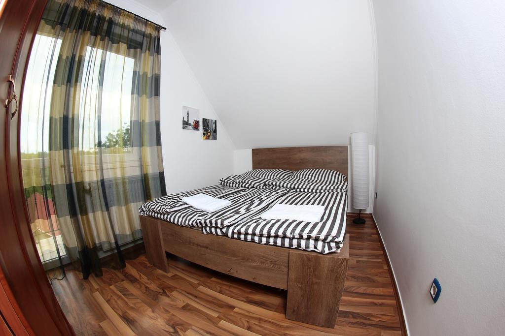 Balm Apartman Eger Zewnętrze zdjęcie